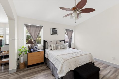 Купить виллу или дом в Пемброк-Пайнс, Флорида 4 спальни, 232.63м2, № 2060284 - фото 23