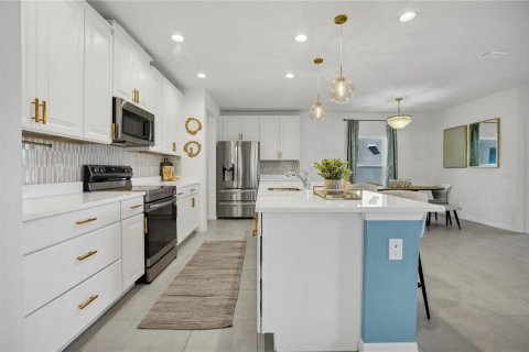Villa ou maison à vendre à Davenport, Floride: 4 chambres, 269.7 m2 № 2339197 - photo 11