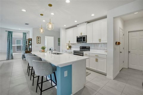 Villa ou maison à vendre à Davenport, Floride: 4 chambres, 269.7 m2 № 2339197 - photo 15