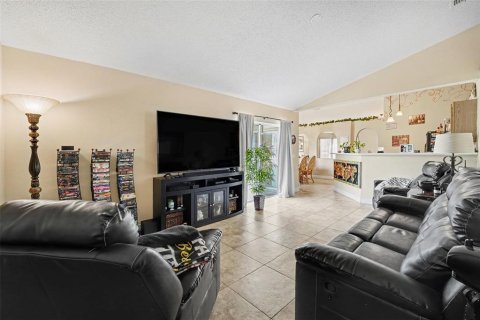 Casa en venta en Kissimmee, Florida, 4 dormitorios, 160.72 m2 № 2203514 - foto 7