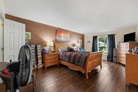 Casa en venta en Kissimmee, Florida, 4 dormitorios, 160.72 m2 № 2203514 - foto 14