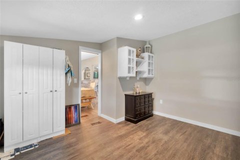 Appartement à louer à Howey-in-the-Hills, Floride: 3 chambres, 171.68 m2 № 2418609 - photo 25