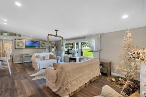 Appartement à louer à Howey-in-the-Hills, Floride: 3 chambres, 171.68 m2 № 2418609 - photo 14