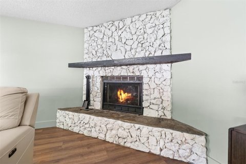House in Edgewater, Florida 4 bedrooms, 174.19 sq.m. № 2216321 - photo 12