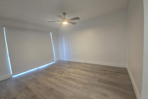 Купить кондоминиум в Майами, Флорида 1 комната, 73.67м2, № 2146312 - фото 19