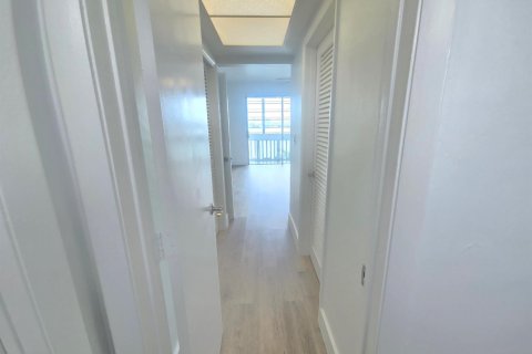 Купить кондоминиум в Майами, Флорида 1 комната, 73.67м2, № 2146312 - фото 22