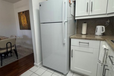 Copropriété à vendre à Sunrise, Floride: 1 chambre, 54.81 m2 № 1850726 - photo 1
