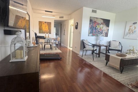 Copropriété à vendre à Sunrise, Floride: 1 chambre, 54.81 m2 № 1850726 - photo 12