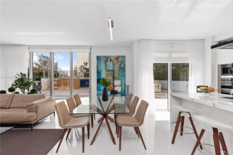 Condominio en venta en Sunny Isles Beach, Florida, 3 dormitorios, 173.26 m2 № 1696285 - foto 6