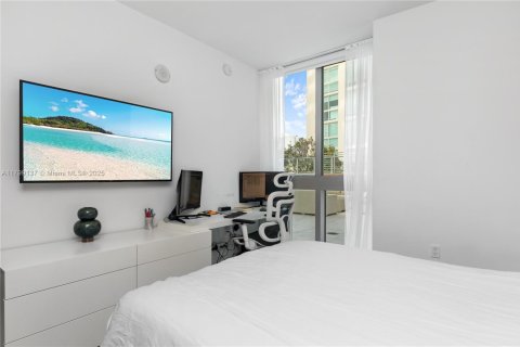 Condominio en venta en Sunny Isles Beach, Florida, 3 dormitorios, 173.26 m2 № 1696285 - foto 24