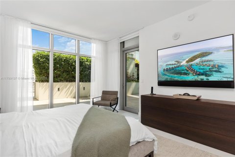 Condominio en venta en Sunny Isles Beach, Florida, 3 dormitorios, 173.26 m2 № 1696285 - foto 16