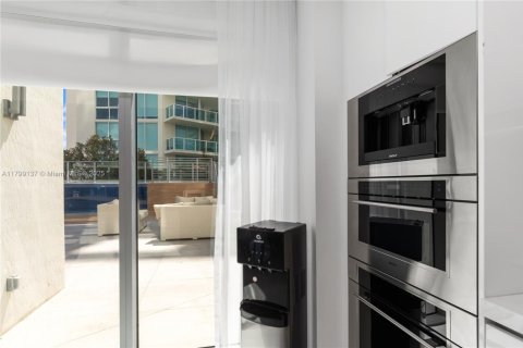 Condominio en venta en Sunny Isles Beach, Florida, 3 dormitorios, 173.26 m2 № 1696285 - foto 7