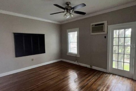 Villa ou maison à vendre à Ocklawaha, Floride: 5 chambres, 232.44 m2 № 2434970 - photo 10