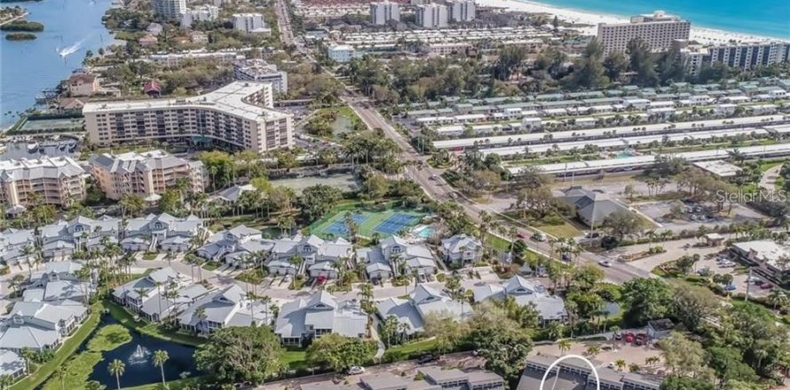 Condo in Sarasota, Florida, 2 bedrooms  № 1631505