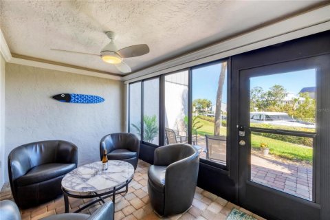 Condo in Sarasota, Florida, 2 bedrooms  № 1631505 - photo 29