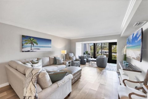 Condo in Sarasota, Florida, 2 bedrooms  № 1631505 - photo 14