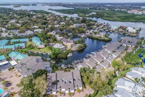 Condo in Sarasota, Florida, 2 bedrooms  № 1631505 - photo 11