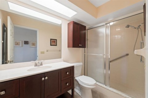 Condo in New Port Richey, Florida, 2 bedrooms  № 2143308 - photo 21
