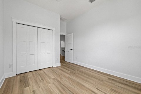 House in Saint Petersburg, Florida 4 bedrooms, 213.3 sq.m. № 1878339 - photo 27