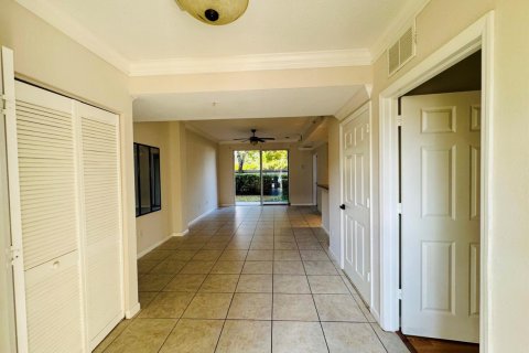 Condo in Riviera Beach, Florida, 2 bedrooms  № 2191126 - photo 2