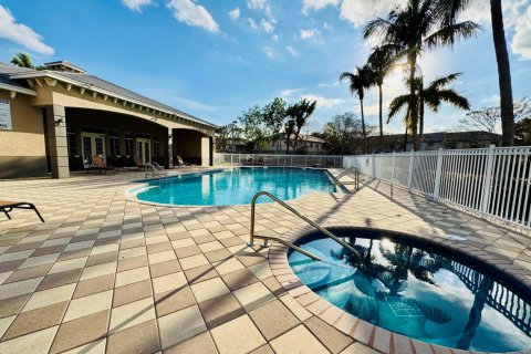 Condo in Riviera Beach, Florida, 2 bedrooms  № 2191126 - photo 14