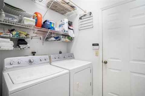 Casa en venta en Land O' Lakes, Florida, 3 dormitorios, 169.36 m2 № 1913360 - foto 17