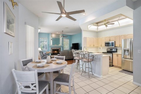 Casa en venta en Land O' Lakes, Florida, 3 dormitorios, 169.36 m2 № 1913360 - foto 9