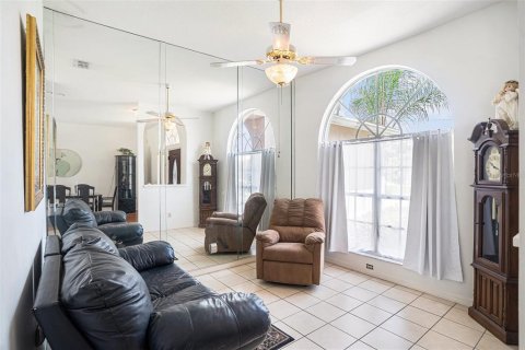 Casa en venta en Land O' Lakes, Florida, 3 dormitorios, 169.36 m2 № 1913360 - foto 7
