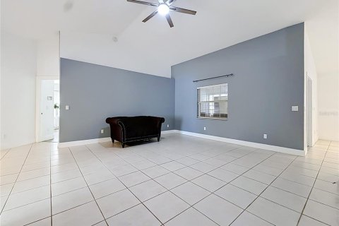 House in Ocala, Florida 3 bedrooms, 194.26 sq.m. № 2206563 - photo 8