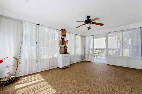 House in Ocala, Florida 3 bedrooms, 194.26 sq.m. № 2206563 - photo 9