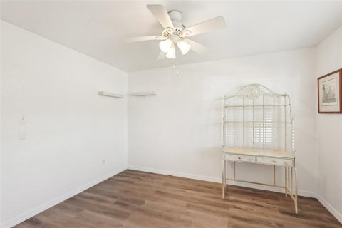 Copropriété à vendre à Punta Gorda, Floride: 2 chambres, 107.12 m2 № 1591537 - photo 26