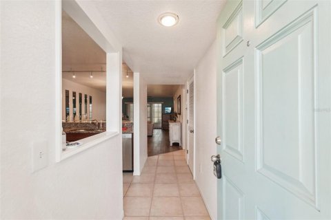Copropriété à vendre à Punta Gorda, Floride: 2 chambres, 107.12 m2 № 1591537 - photo 4