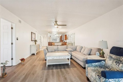Copropriété à vendre à Punta Gorda, Floride: 2 chambres, 107.12 m2 № 1591537 - photo 5