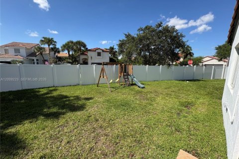 Casa en alquiler en Pembroke Pines, Florida, 4 dormitorios, 200.11 m2 № 2074633 - foto 22