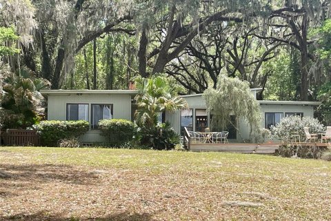 House in Gainesville, Florida 2 bedrooms, 157.1 sq.m. № 2216658 - photo 3