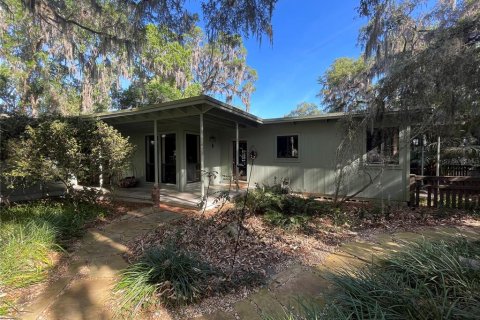 House in Gainesville, Florida 2 bedrooms, 157.1 sq.m. № 2216658 - photo 6