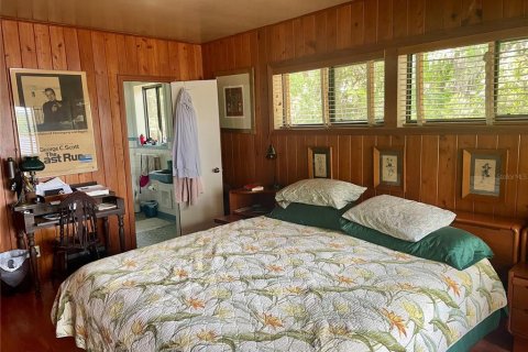 House in Gainesville, Florida 2 bedrooms, 157.1 sq.m. № 2216658 - photo 12