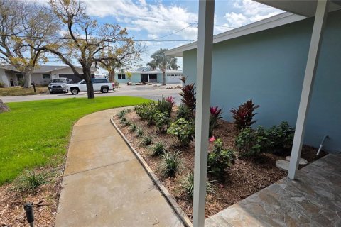 Villa ou maison à vendre à Saint Petersburg, Floride: 2 chambres, 120.77 m2 № 2132205 - photo 28