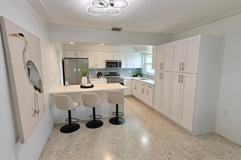 Villa ou maison à vendre à Saint Petersburg, Floride: 2 chambres, 120.77 m2 № 2132205 - photo 3