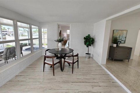 Villa ou maison à vendre à Saint Petersburg, Floride: 2 chambres, 120.77 m2 № 2132205 - photo 6