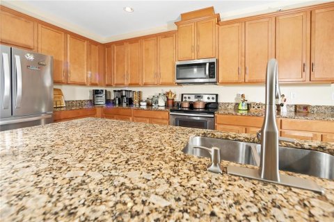 Casa en venta en Ocoee, Florida, 5 dormitorios, 255.02 m2 № 2098032 - foto 10
