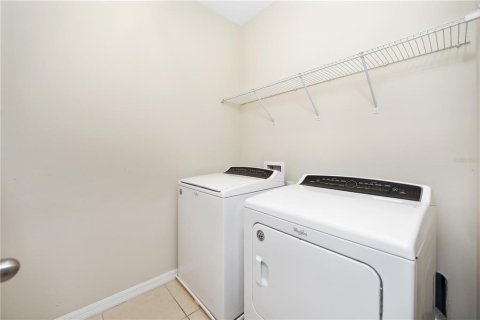 Casa en venta en Ocoee, Florida, 5 dormitorios, 255.02 m2 № 2098032 - foto 26