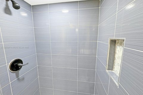 Adosado en venta en Plantation, Florida, 2 dormitorios, 127.46 m2 № 1799333 - foto 22