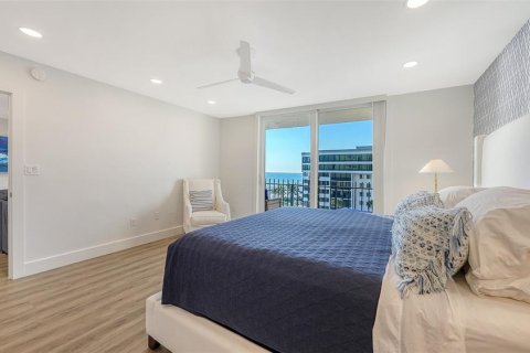 Condo in Sarasota, Florida, 2 bedrooms  № 2379021 - photo 7