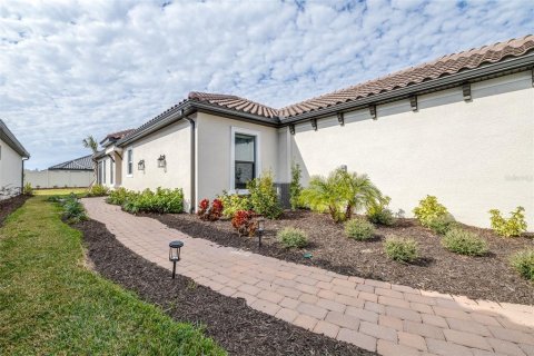 Casa en venta en Wesley Chapel, Florida, 2 dormitorios, 156.91 m2 № 1556878 - foto 14