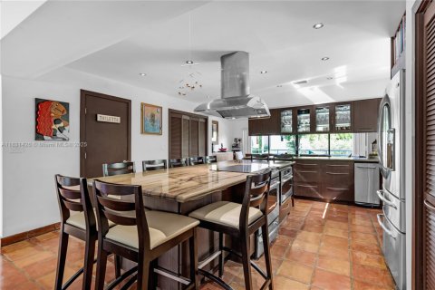 Casa en venta en Miami, Florida, 4 dormitorios, 422.33 m2 № 1808963 - foto 15