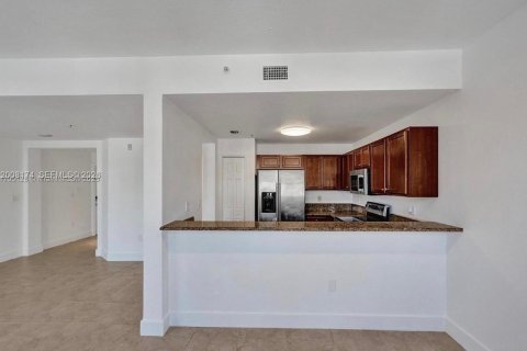 Townhouse in Doral, Florida 3 bedrooms, 116.69 sq.m. № 2076578 - photo 8