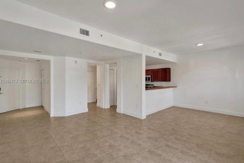 Townhouse in Doral, Florida 3 bedrooms, 116.69 sq.m. № 2076578 - photo 6