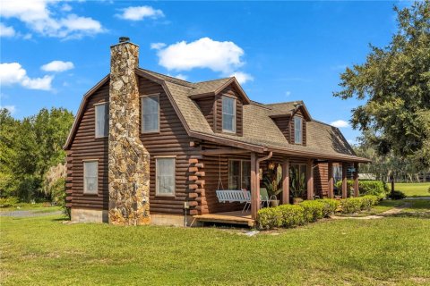 Villa ou maison à DeLand, Floride 3 chambres, 218.32 m2 № 2389352