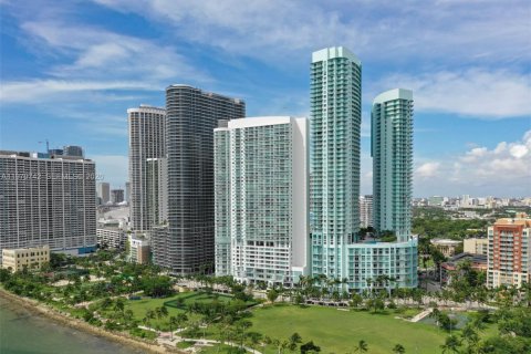 Condo in Miami, Florida, 1 bedroom  № 2046250 - photo 26